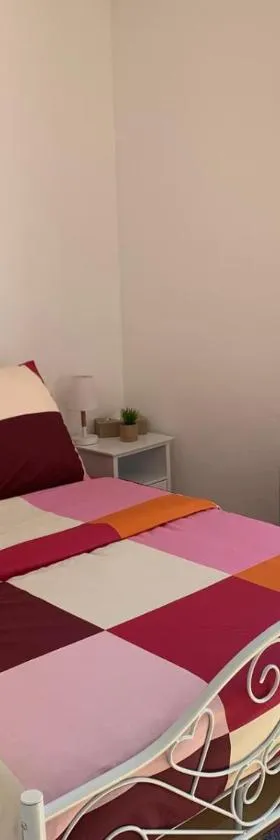 Chambres Senonches centre-ville，位于瑟农什的酒店