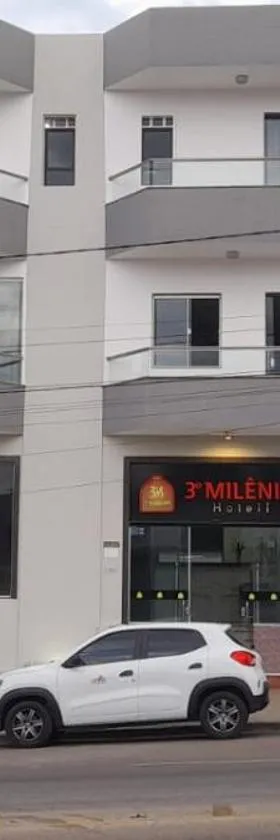 Hotel terceiro milênio 1，位于布鲁马杜的酒店