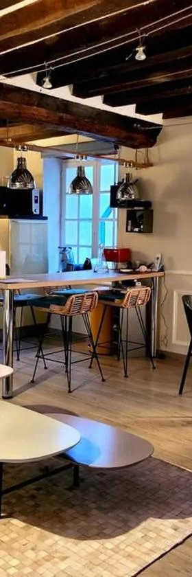 Petit Chalet romantique en normandie，位于Le Pin-au-Haras的酒店