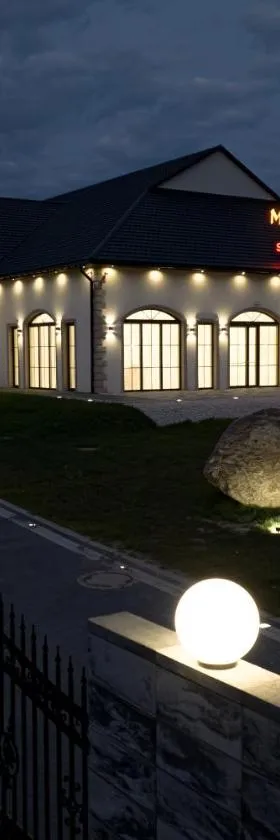Pensjonat Miedziana Perła LUBIN，位于卢宾的酒店