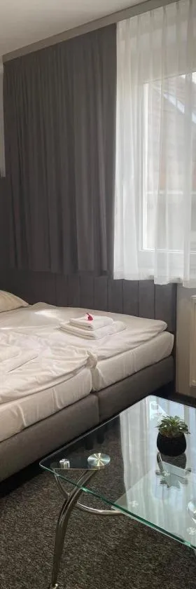 Strzelecka 1，位于奥普尔的酒店