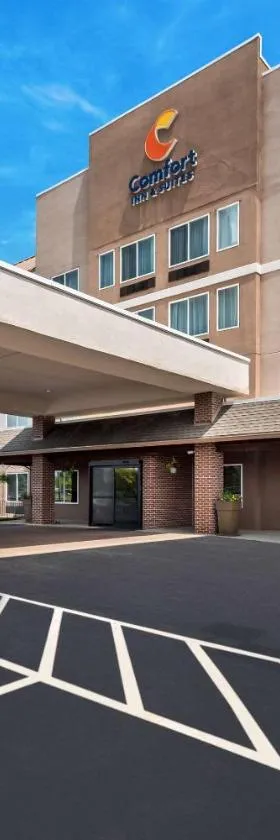 Comfort Inn & Suites Heath - Newark South，位于Heath的酒店