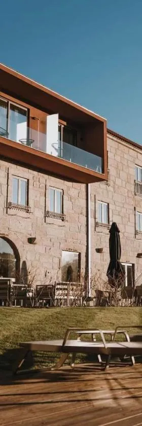 Quinta de Santo António - Country House & Villas，位于马尔科-德卡纳维泽斯的酒店