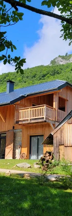 L'Alpage, vue lac，位于Brison-Saint-Innocent的酒店