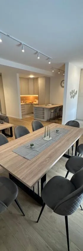 Fratelli Apartments，位于Tuzi的酒店