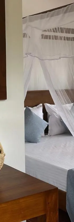 Beach Club Apartments，位于因都鲁瓦的酒店