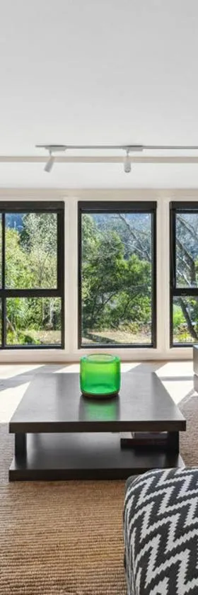 Station Penthouse with Private Spa，位于沃伯顿的酒店