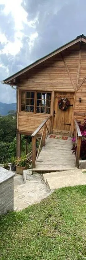 Villa Amelia，位于Vista Nieve的酒店