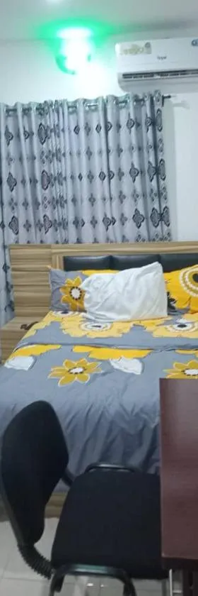 Molayo Luxury Apartment Omolayo Estates Akobo Ojurin Ibadan，位于伊巴丹的酒店