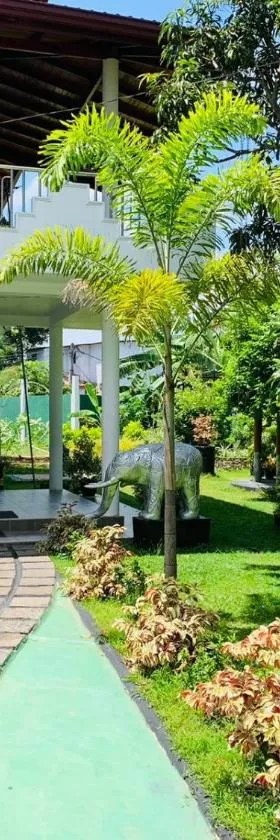 Elysian home villa，位于Madiwala的酒店