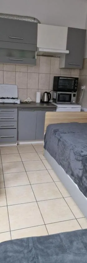 SAWAGO Mini Apartament studio 23m2 - samodzielnie zameldowanie，位于切哈努夫的酒店