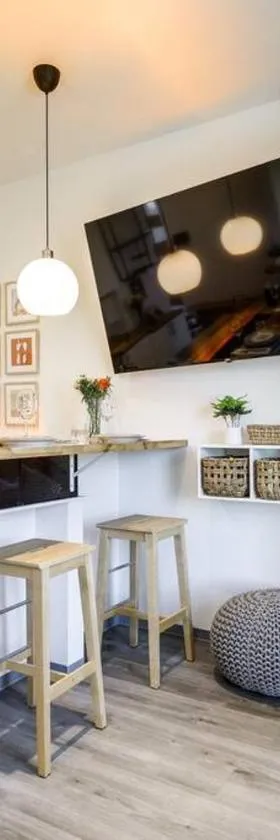 Luxury Barndo 2AN Europe Style Farm Stay Chickens，位于Jefferson City的酒店