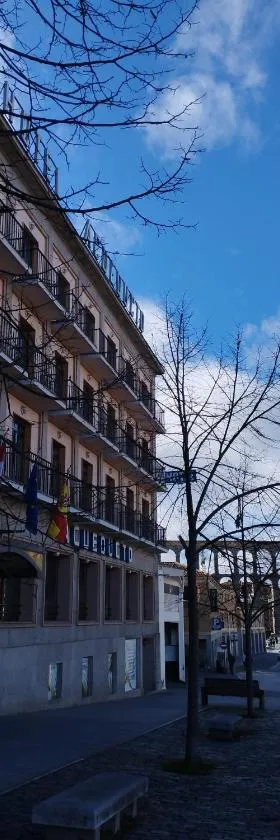 Hotel ELE Acueducto，位于塞哥维亚的酒店