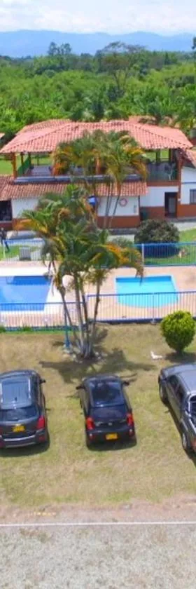 FINCA HOTEL LAS CABAÑAS DEL Parque，位于普韦布洛保的酒店