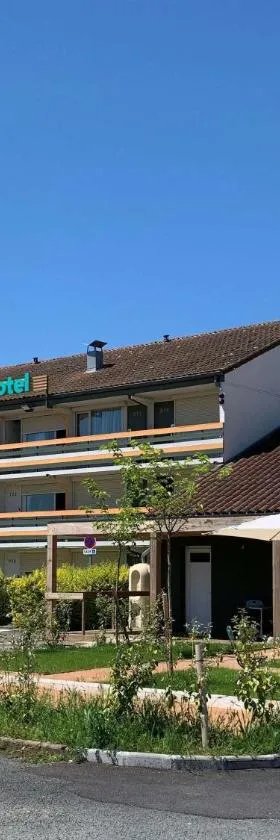 greet Hotel Belleville en Beaujolais A6，位于索恩河畔贝尔维尔的酒店