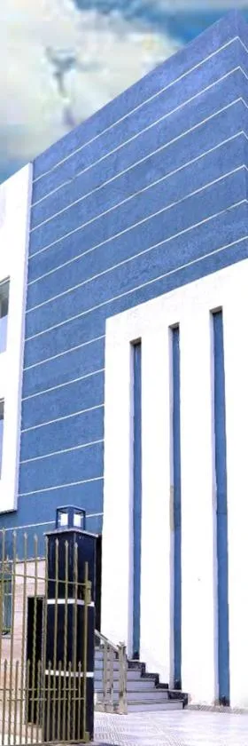 Hotel Nirvana Inn and Banquet-Near Expo Mart Greater Noida，位于大诺伊达的酒店