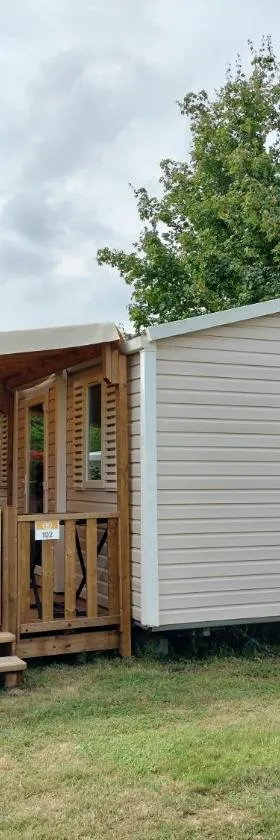 Mobil-Home Location de Vacances，位于塔勒蒙的酒店