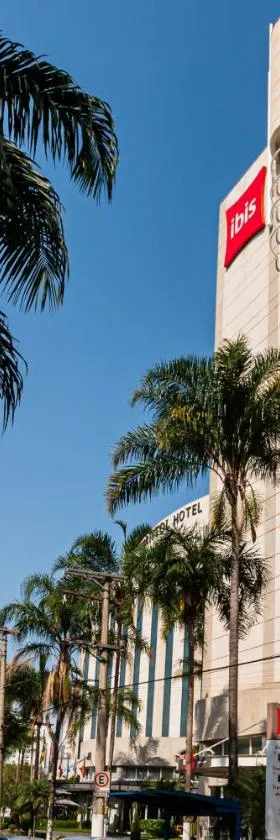 ibis Santo Andre，位于圣安德雷的酒店