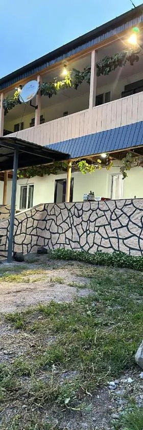 Old Village，位于瓦尔齐亚的酒店