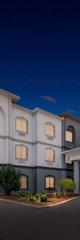 Best Western Palace Inn & Suites，位于大斯普林的酒店