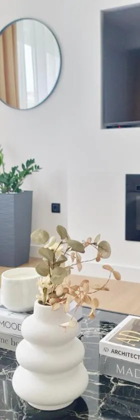 Linden Avenue Apartment - self check in，位于查查克的酒店