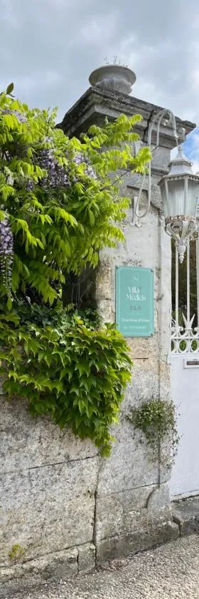 Villa Médicis，位于布朗托姆的酒店