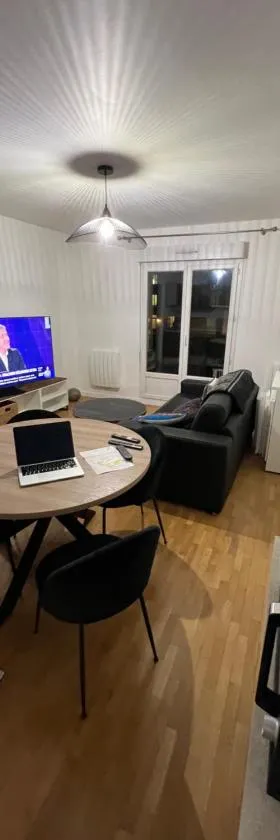 Appartement Longjumeau，位于隆瑞莫的酒店