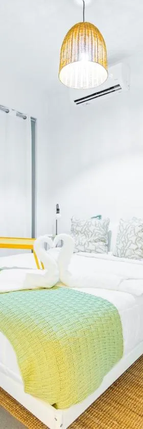 Oceanview Escape Private Pool Villa，位于阿雷西博的酒店