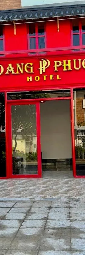 HOANG PHUC HOTEL kế bến tàu rạch giá，位于迪石的酒店