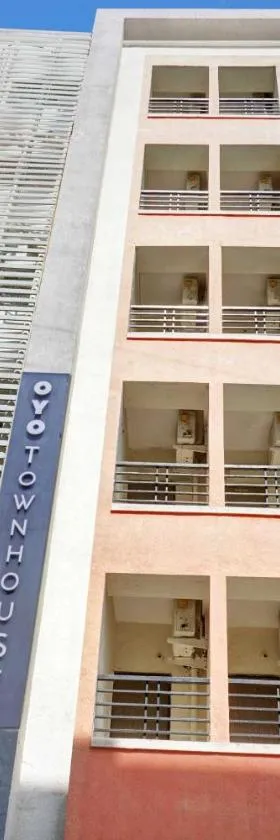 Super Townhouse Hinjewadi Phase 1，位于辛加瓦迪的酒店