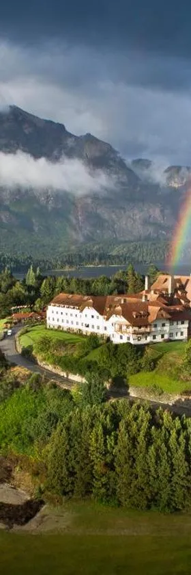 Llao Llao Resort, Golf-Spa，位于圣卡洛斯-德巴里洛切的酒店