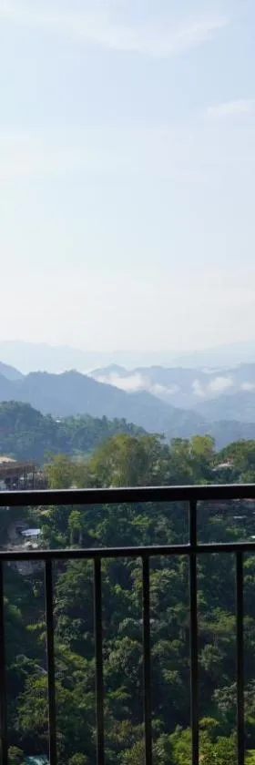 Hotel Jay Jay，位于艾藻尔的酒店