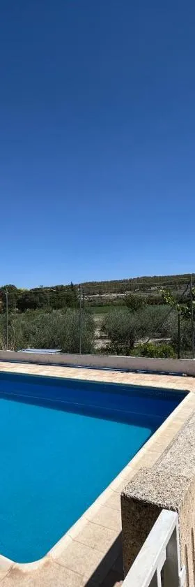 Casa en la huerta - Villa Encarna，位于卡拉瓦卡·德·拉·克鲁斯的酒店