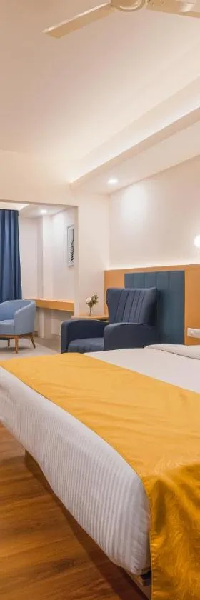 Hotel Turmeric，位于埃罗德的酒店