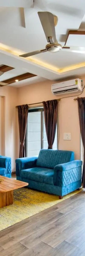 Luxury 2BHK Apartment Near Candolim，位于尼禄的酒店