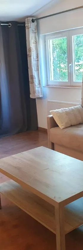 Appartement spacieux, bien situé，位于瓦尔的酒店