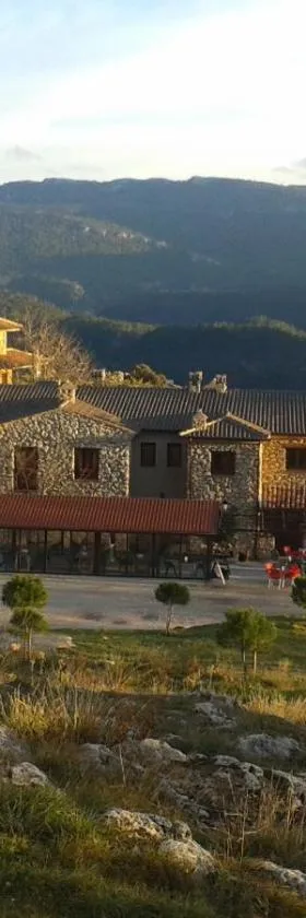 艾尔米拉多德瑞奥帕威乔旅馆，位于里奥帕尔的酒店