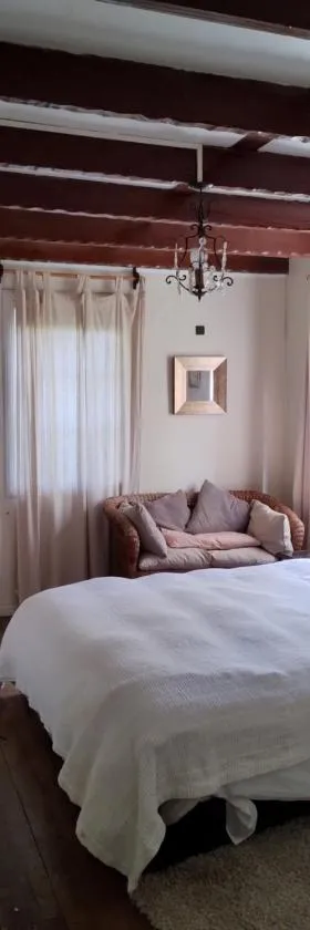 Habitación del Bosque Encantado casa familiar，位于瓦尔迪维亚的酒店