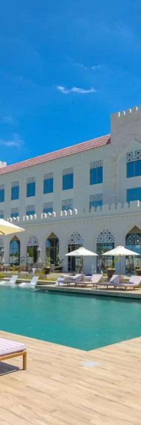 Golden Tulip Zanzibar Airport Hotel & Spa，位于桑给巴尔的酒店