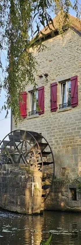 Moulin de Petoulle，位于Charenton-du-Cher的酒店
