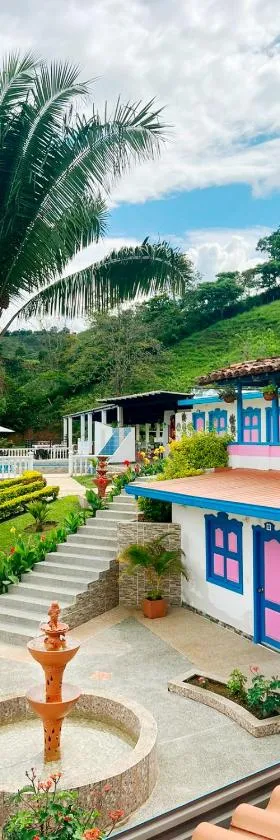 Hotel Jardín Del Río，位于El Bosque的酒店
