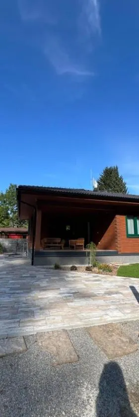 Roubenka Na Číně，位于Želiv的酒店