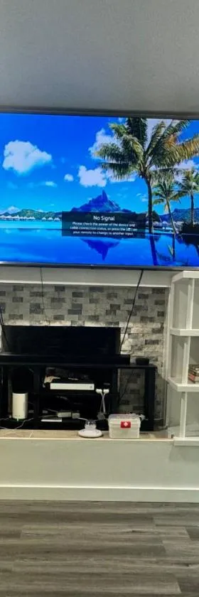 Cozy 2BR with Game Room and EV station,Special Offer During Construction!，位于埃弗里特的酒店