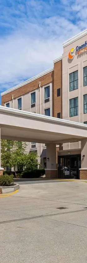 Comfort Suites，位于哥伦比亚的酒店