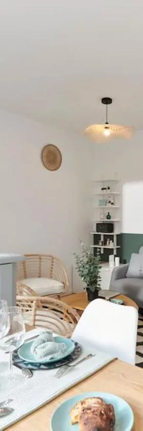 Charmant T2 - 2min de Lille，位于龙尚的酒店