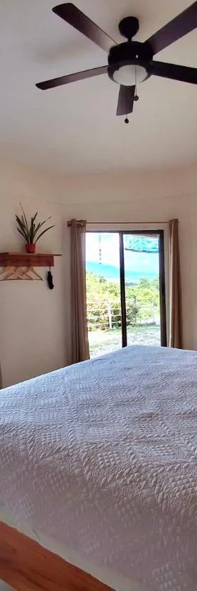 La Casa del Conde，位于Playa Naranjo的酒店