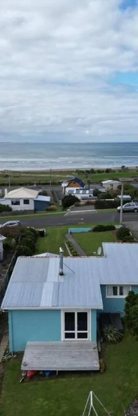 Beach Bliss Retreat，位于Riverton的酒店
