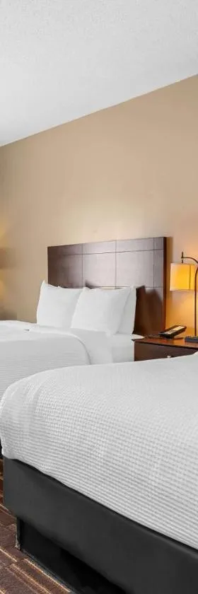 Best Western University Inn，位于乌尔班纳的酒店