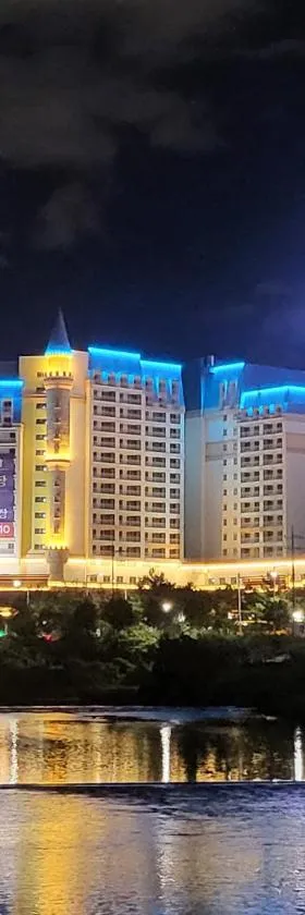 Island Castle Hotel & Waterpark，位于议政府市的酒店