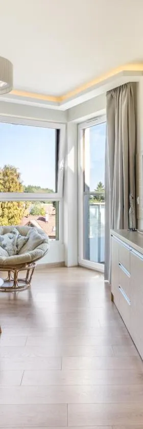 Przytulny apartament na zamkniętym osiedlu，位于凯蒂赖贝西的酒店